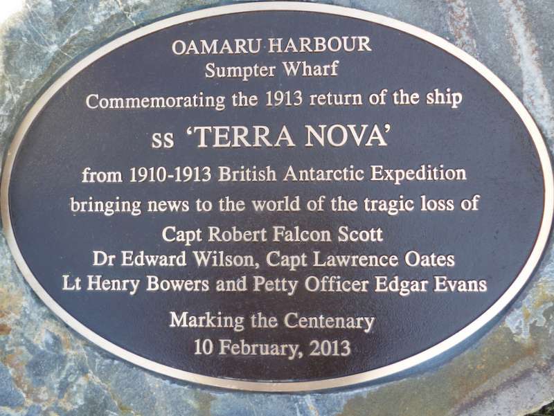 008 Oamaru Scott Plaque 13th Feb 2013.JPG